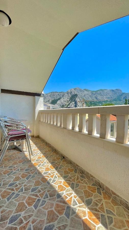 Apartments Neven Omiš Exterior foto